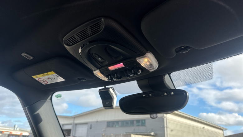 MINI Hatchback 135kW Cooper S Level 2 33kWh 3dr Auto Electric Hatchback